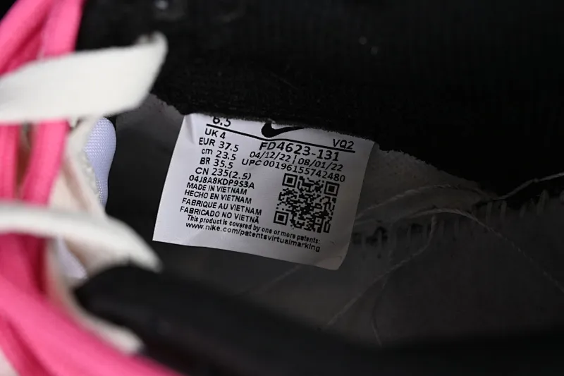 All Categories Nk SB Dunk Series Nk SB Dunk Low Low-top sneakers J version Nk Dunk Low "Multi Color" Vibrant three hooks Customized version of deconstructed strap casual sneakers FD4623-131